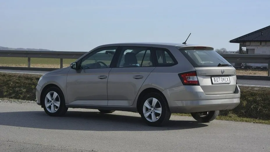 SKODA Fabia -