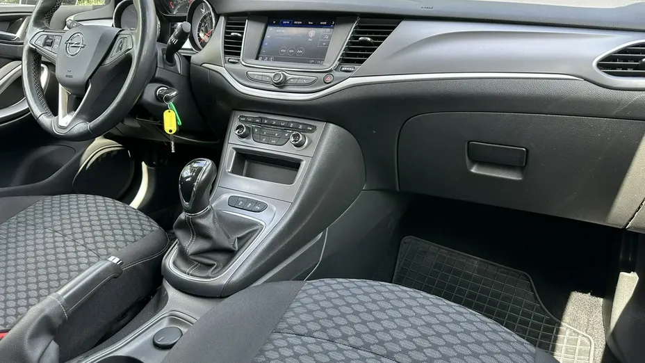 OPEL Astra -