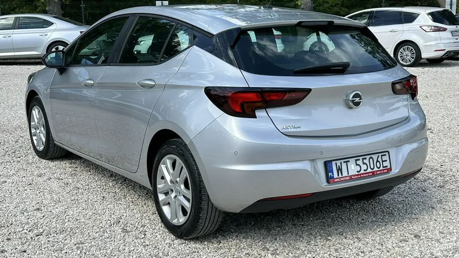 OPEL Astra -