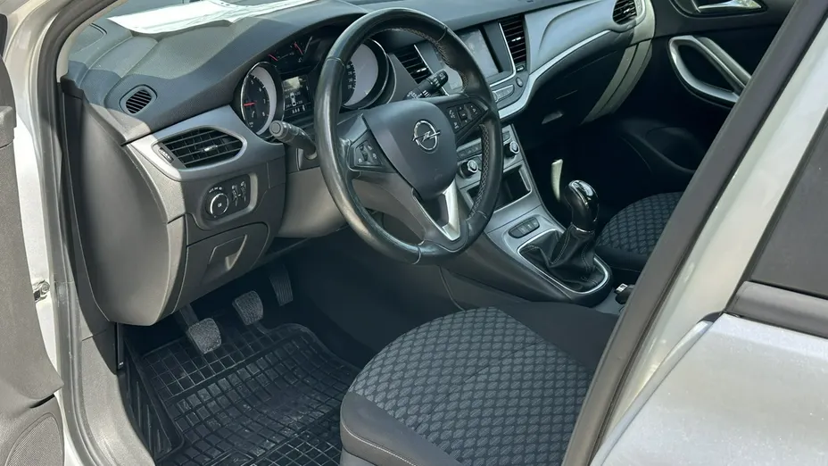 OPEL Astra -