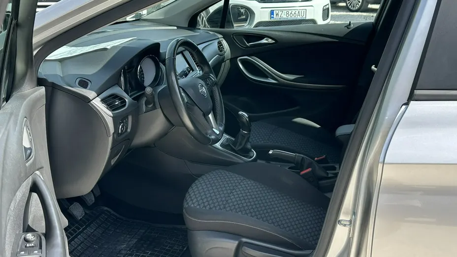 OPEL Astra -