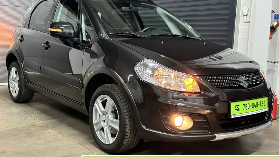 SUZUKI SX4 -
