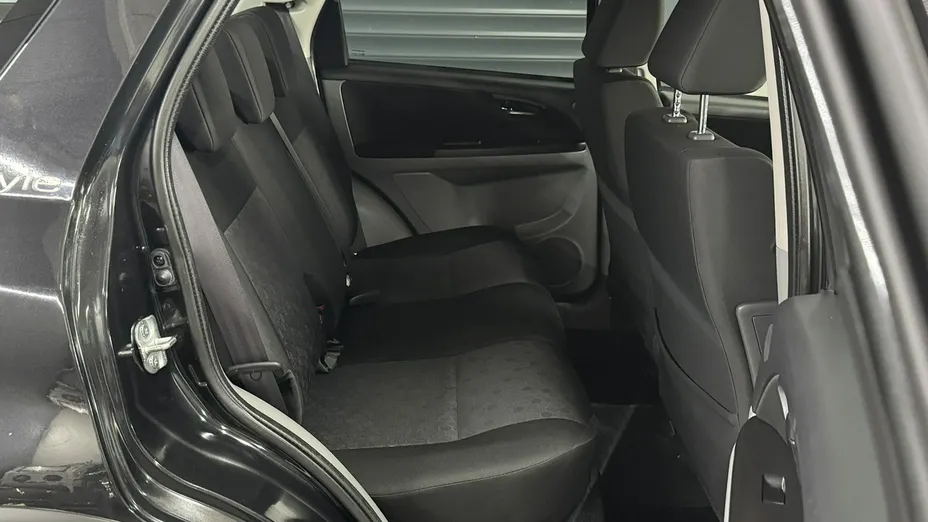 SUZUKI SX4 -