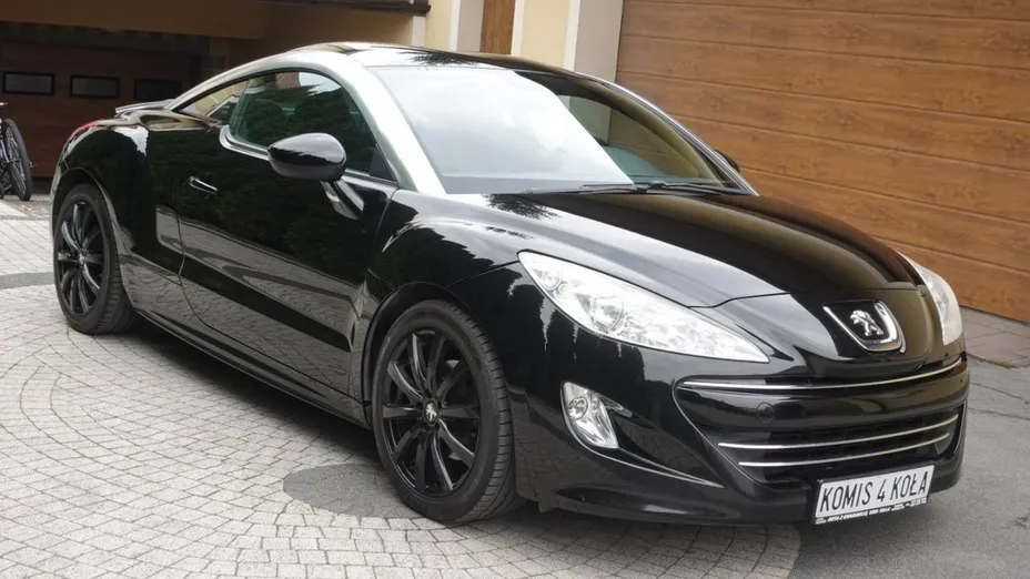 PEUGEOT RCZ -