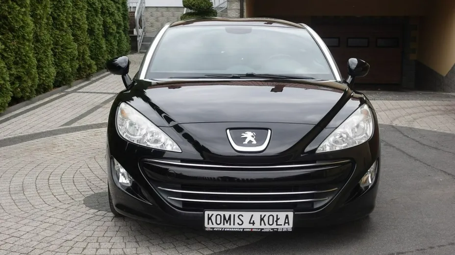 PEUGEOT RCZ -