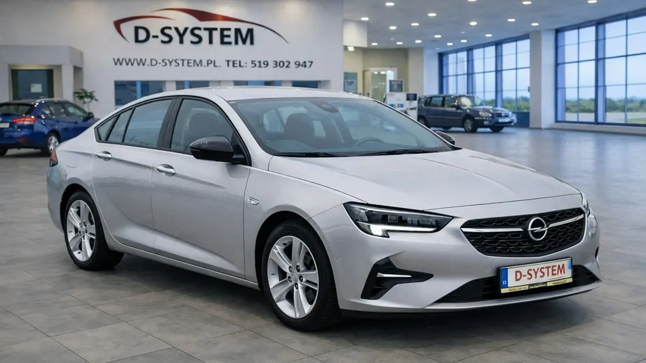 OPEL Insignia -