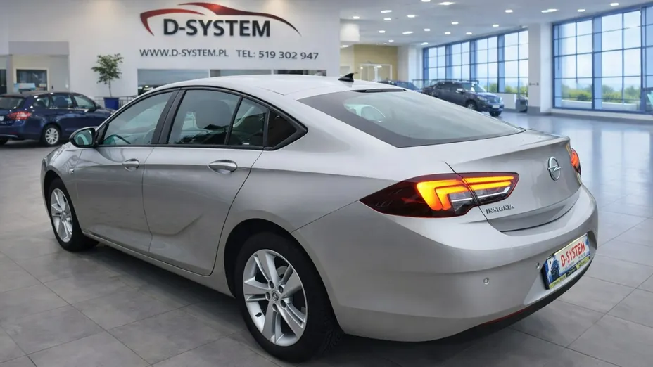 OPEL Insignia -