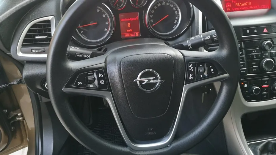OPEL Astra -