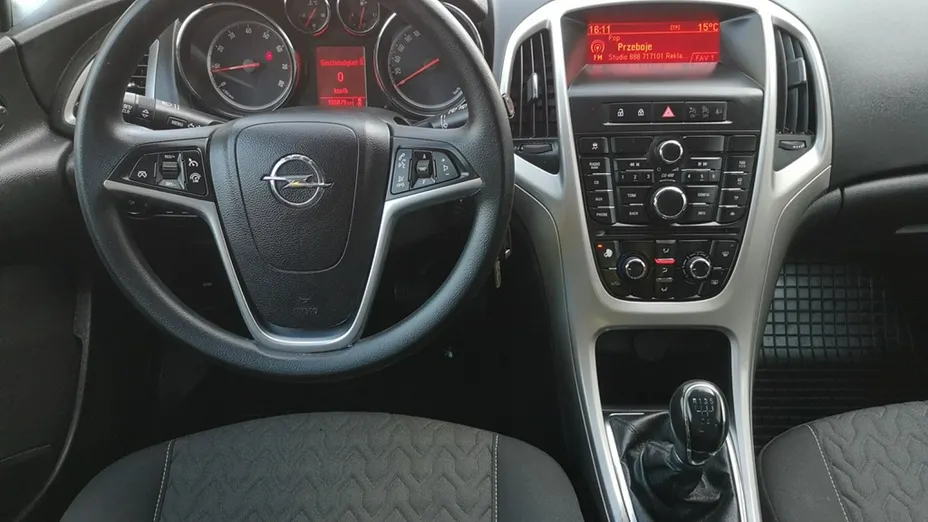 OPEL Astra -