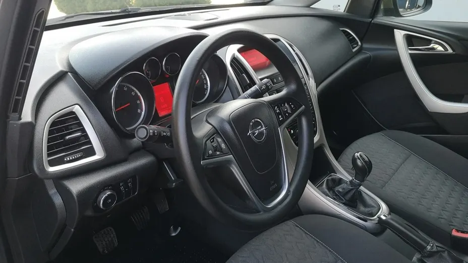 OPEL Astra -