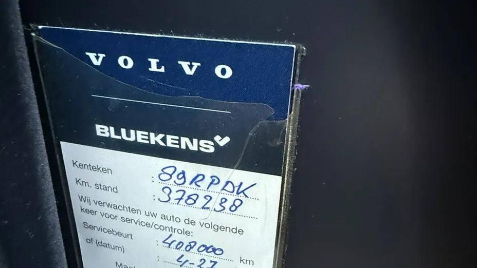VOLVO S60 -