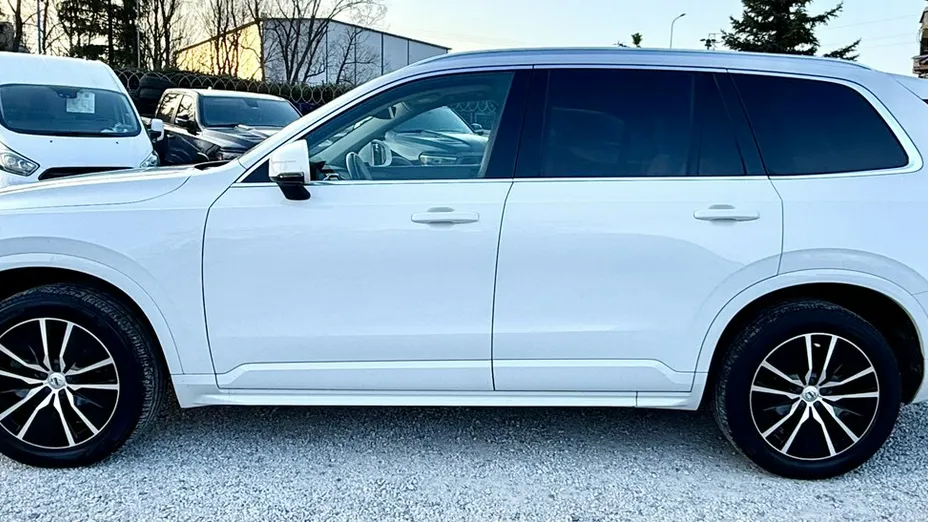 VOLVO XC90 -