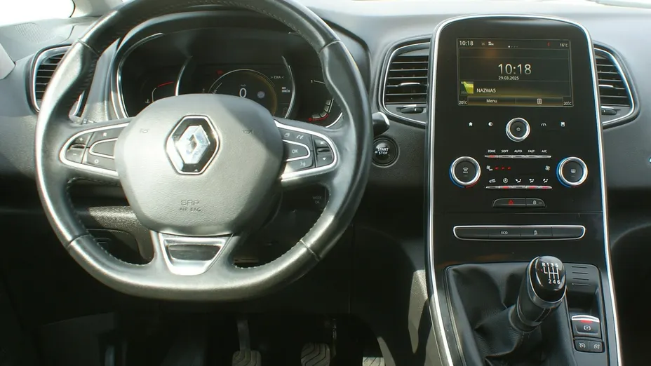 RENAULT Scenic -