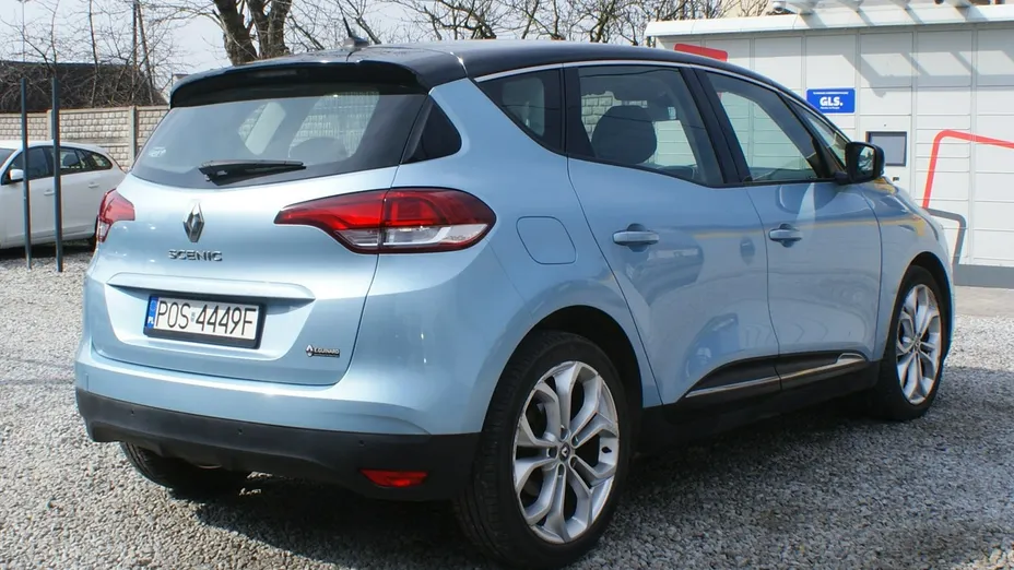 RENAULT Scenic -