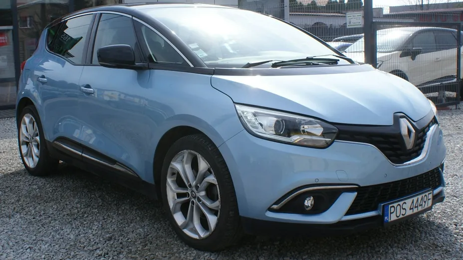 RENAULT Scenic -
