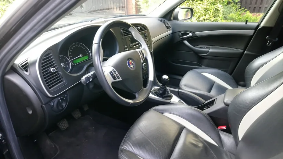 SAAB 9-3 -