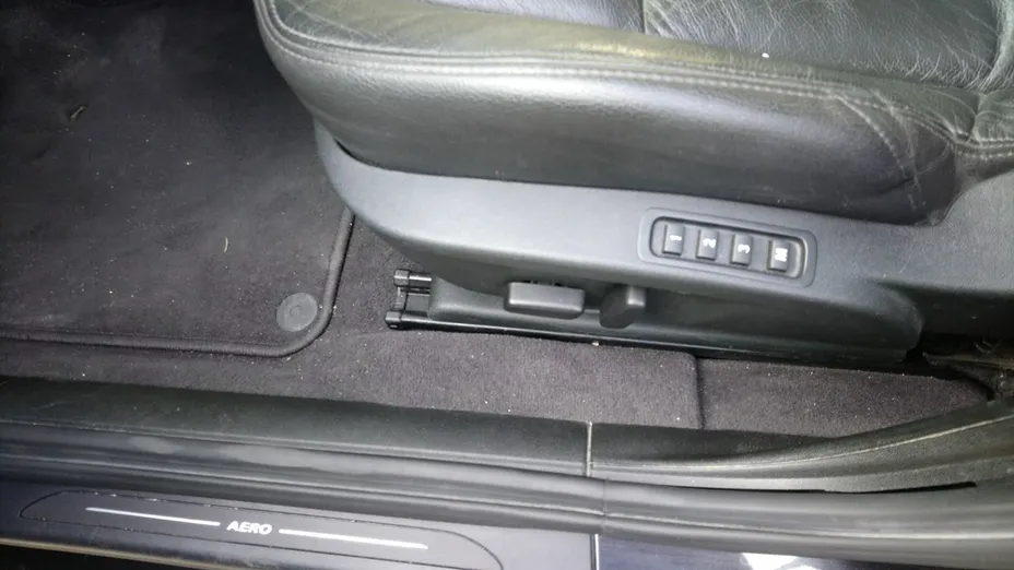 SAAB 9-3 -