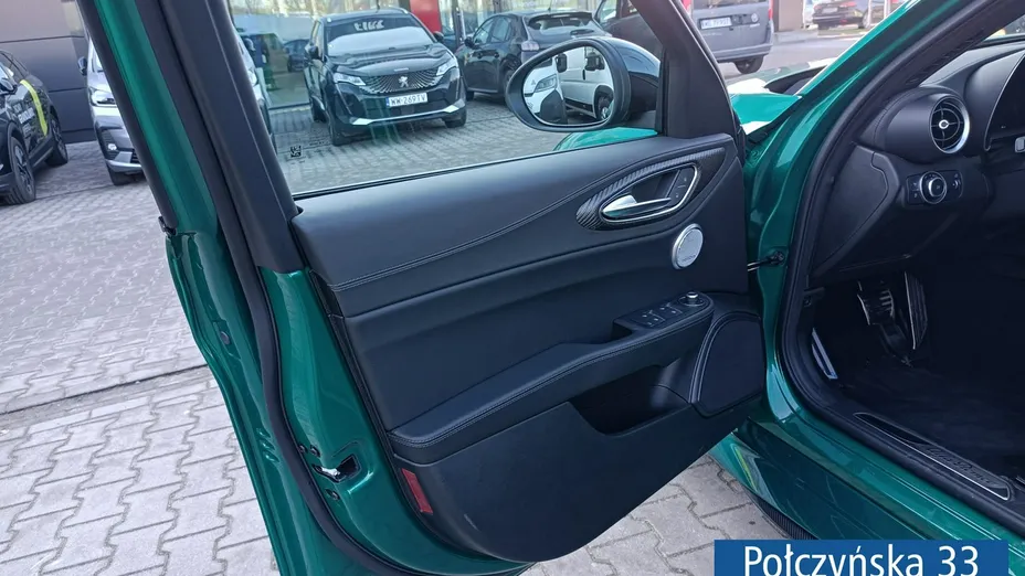 ALFA ROMEO Giulia -