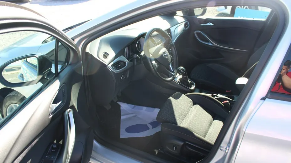 OPEL Astra -
