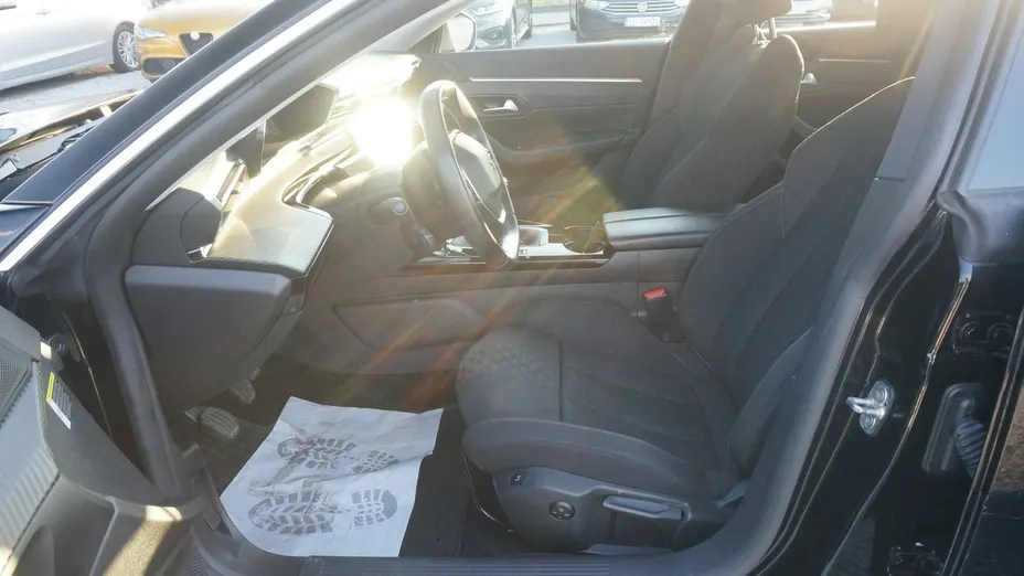 PEUGEOT 508 -