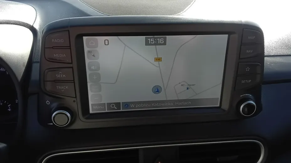 HYUNDAI Kona -