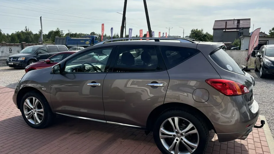 NISSAN Murano -