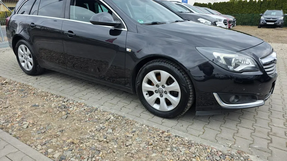 OPEL Insignia -