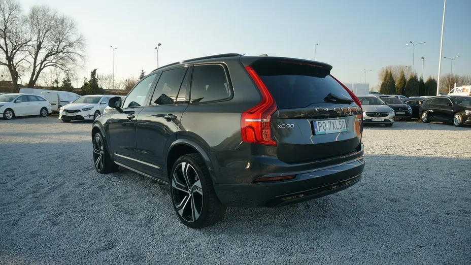 VOLVO XC90 -