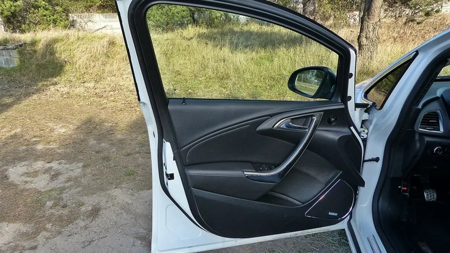 OPEL Astra -
