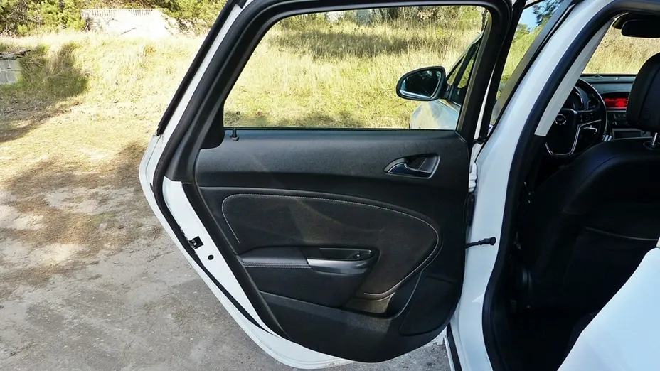 OPEL Astra -