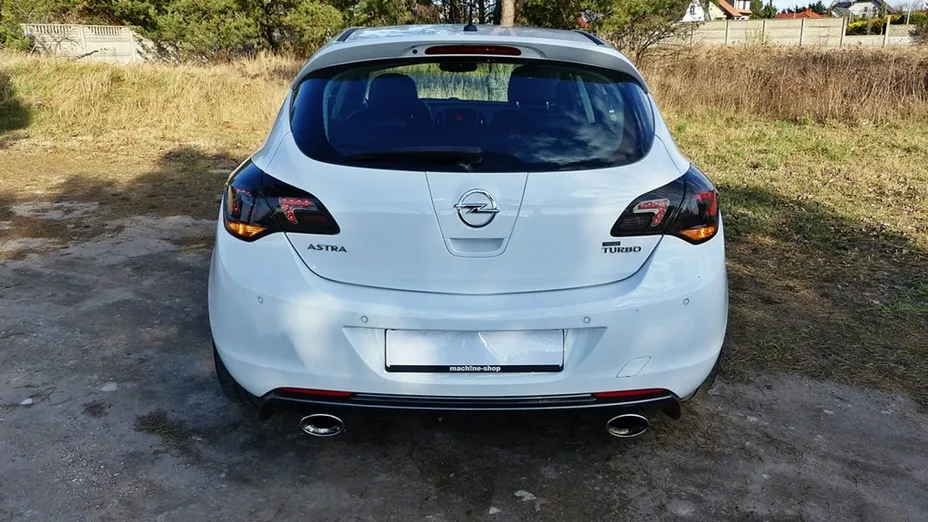 OPEL Astra -
