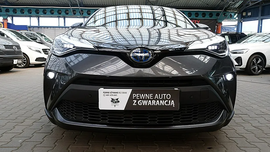 TOYOTA C-HR -
