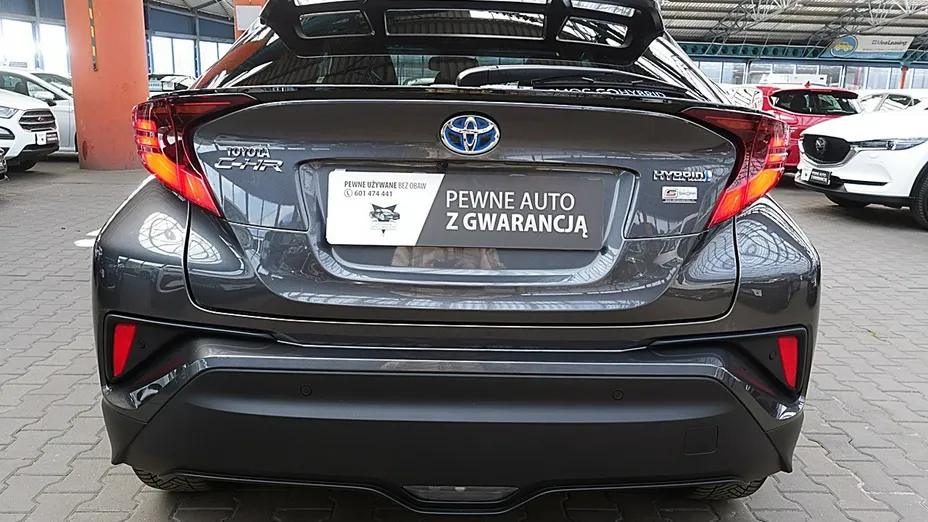 TOYOTA C-HR -