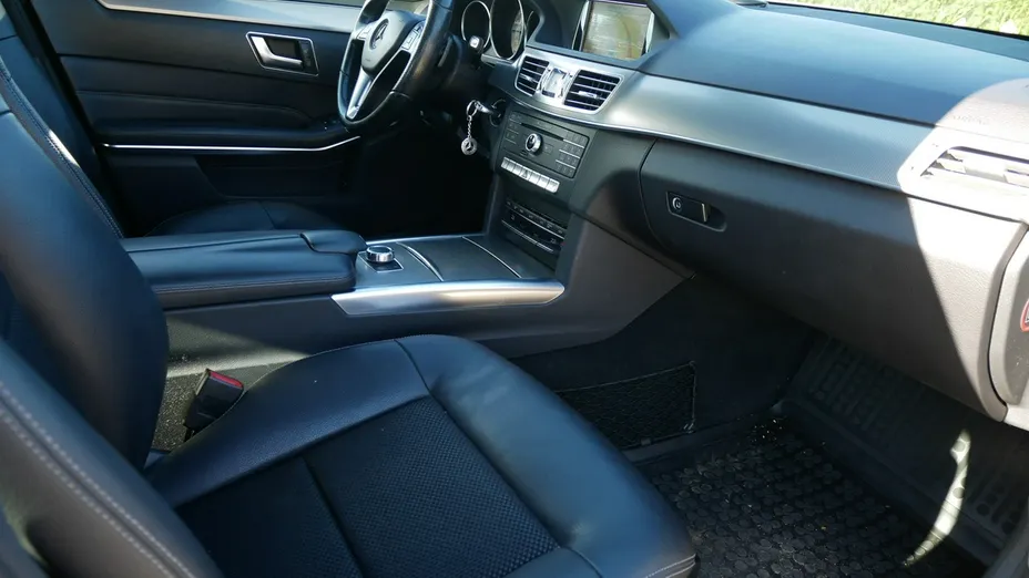 MERCEDES-BENZ E Klasa -