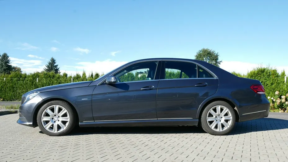 MERCEDES-BENZ E Klasa -