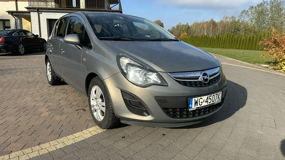 OPEL Corsa -