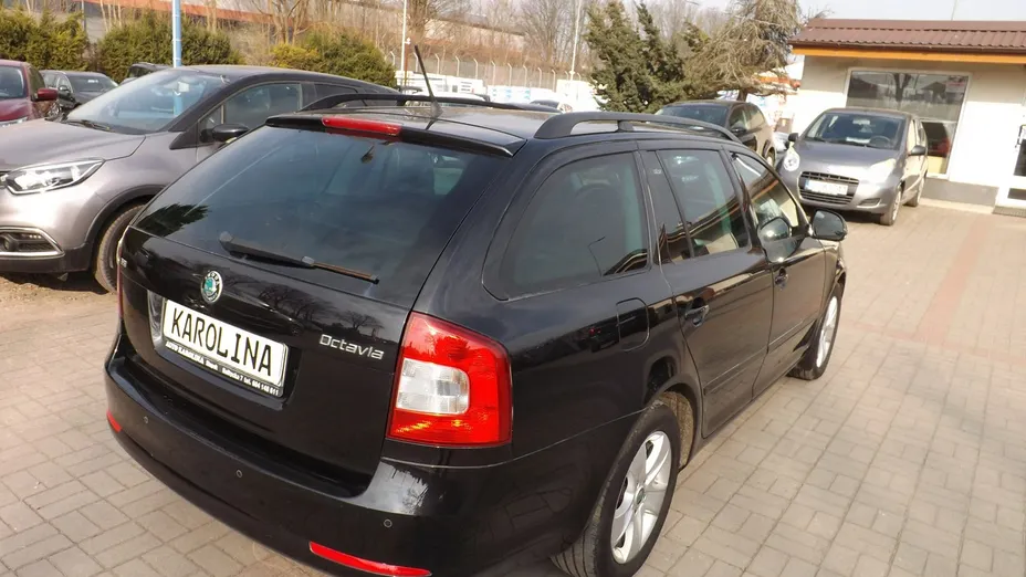 SKODA Octavia -