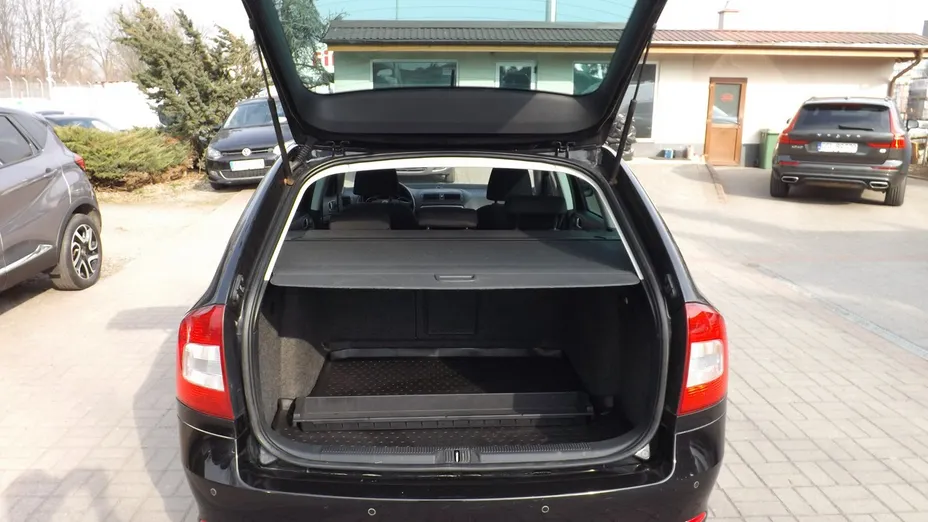 SKODA Octavia -