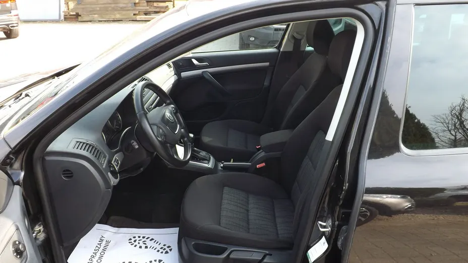 SKODA Octavia -