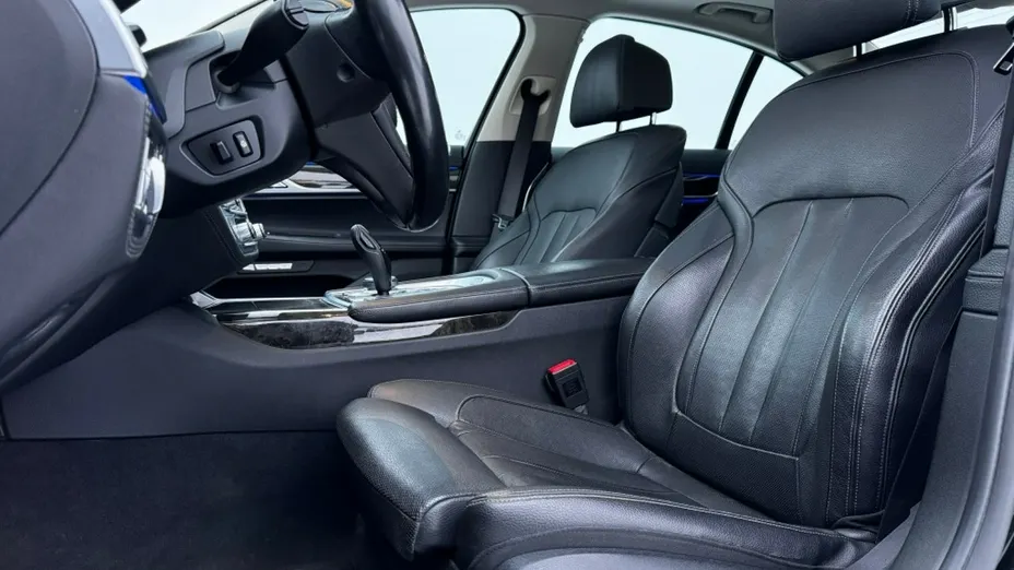BMW Seria 7 -