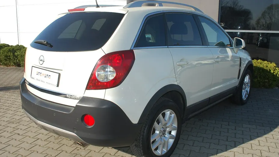 OPEL Antara -