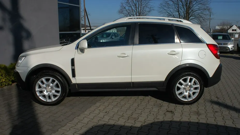 OPEL Antara -