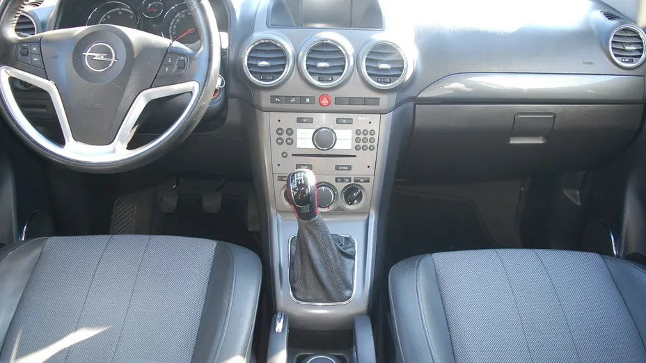 OPEL Antara -