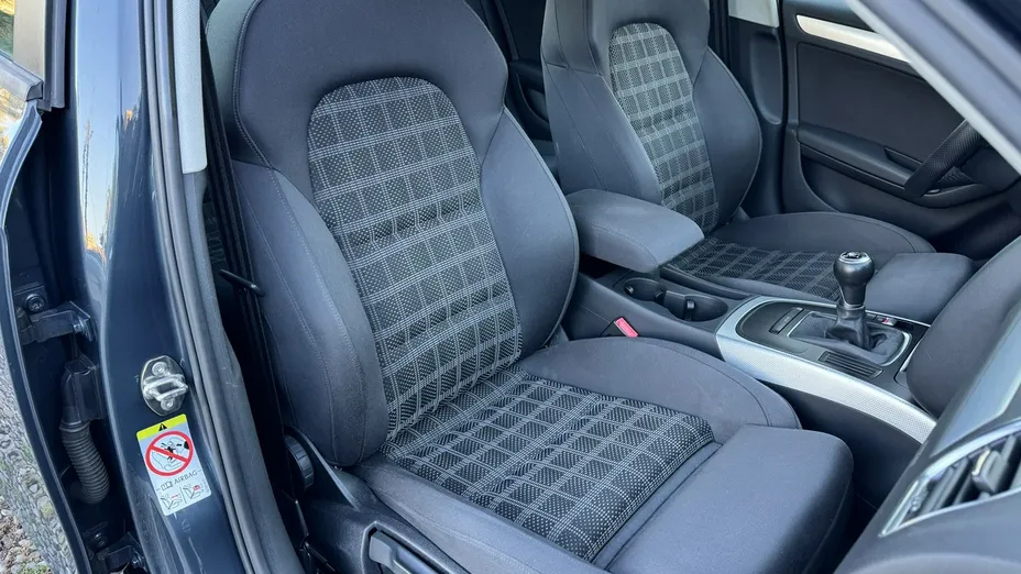 AUDI A4 -