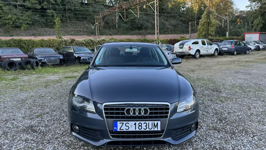 AUDI A4 -