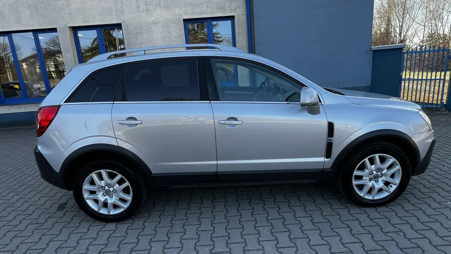 OPEL Antara -