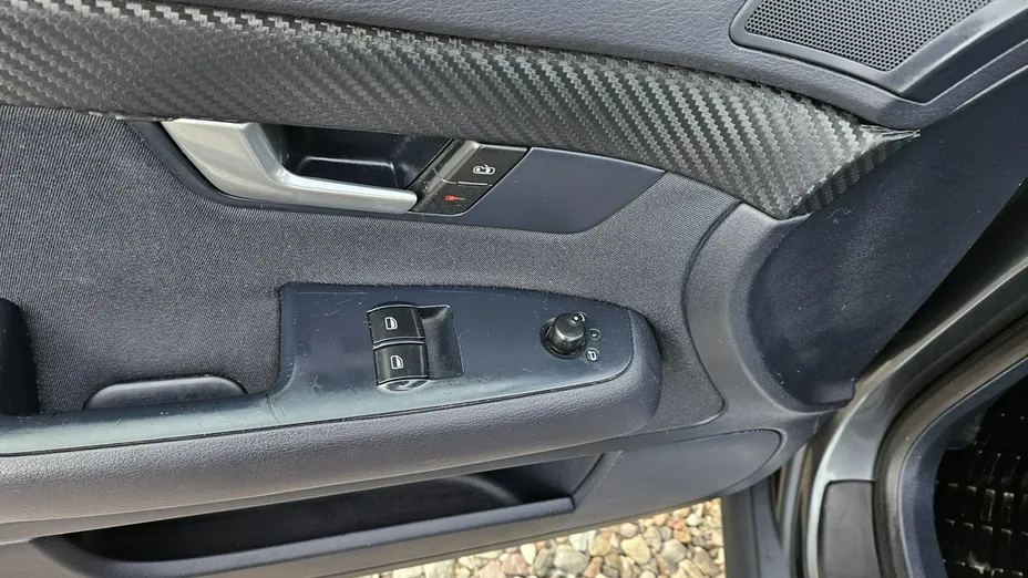 AUDI A4 -