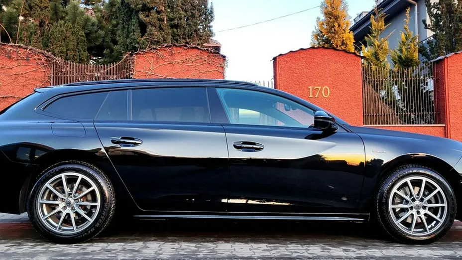 PEUGEOT 508 -
