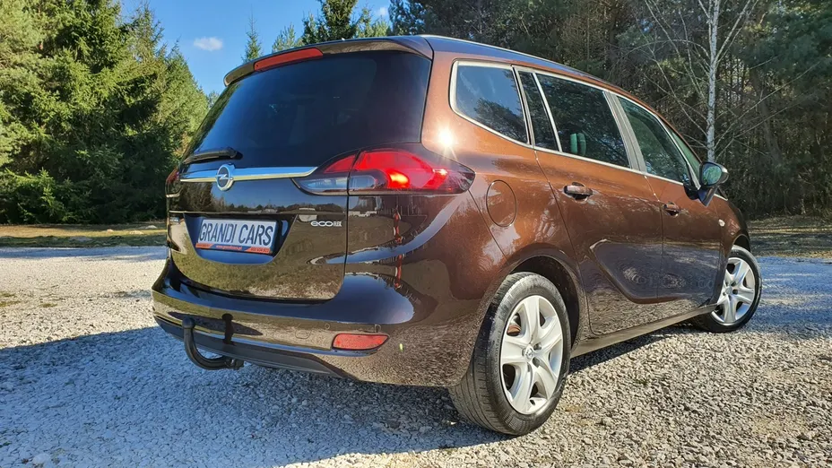 OPEL Zafira -
