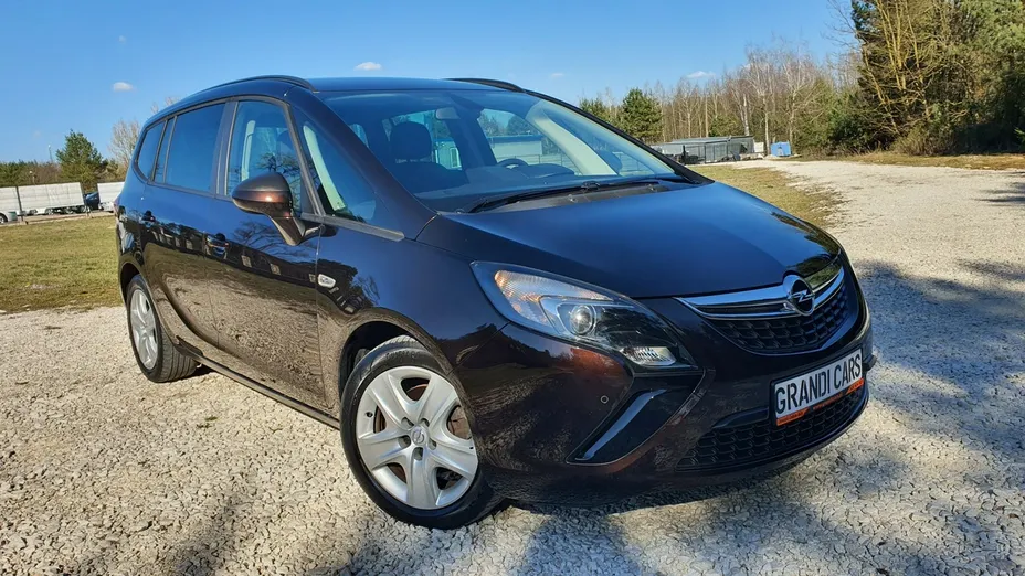 OPEL Zafira -